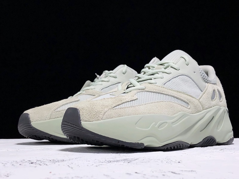 Ad*s yeezy boost 700 salt