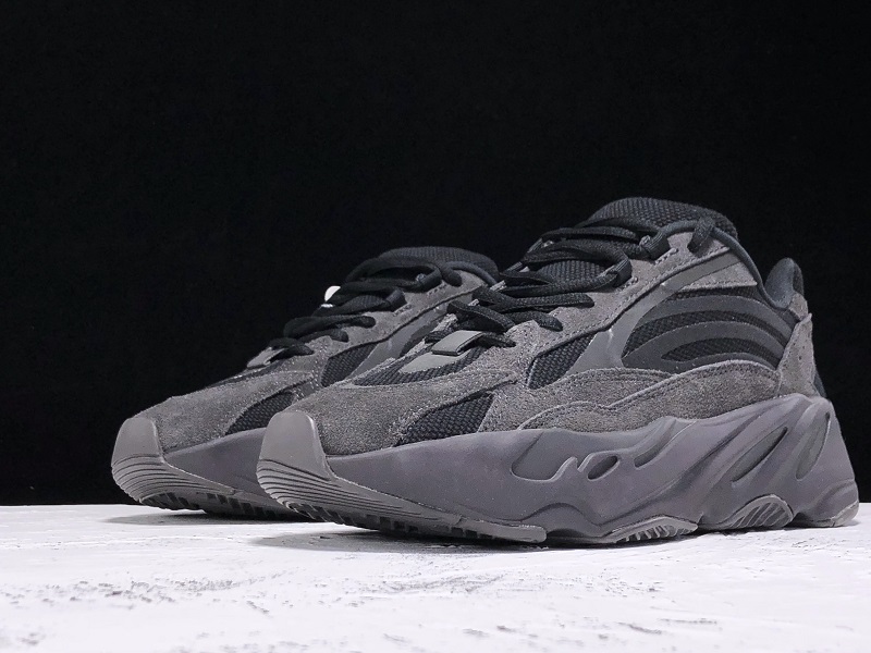 Ad*s yeezy boost 700 v2 vanta