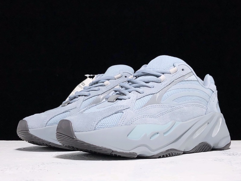 Ad*s yeezy boost 700 v2 hospital blue