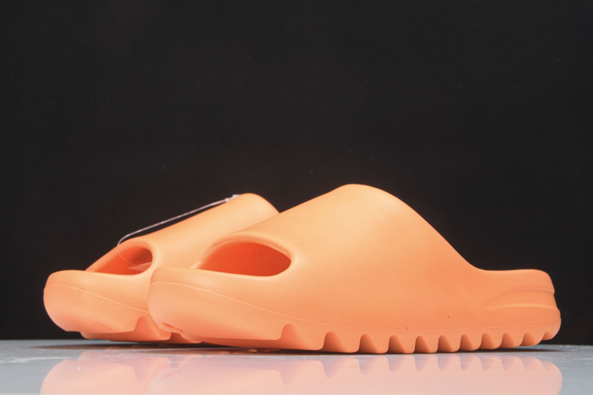 Ad*s yeezy slide enflame orange