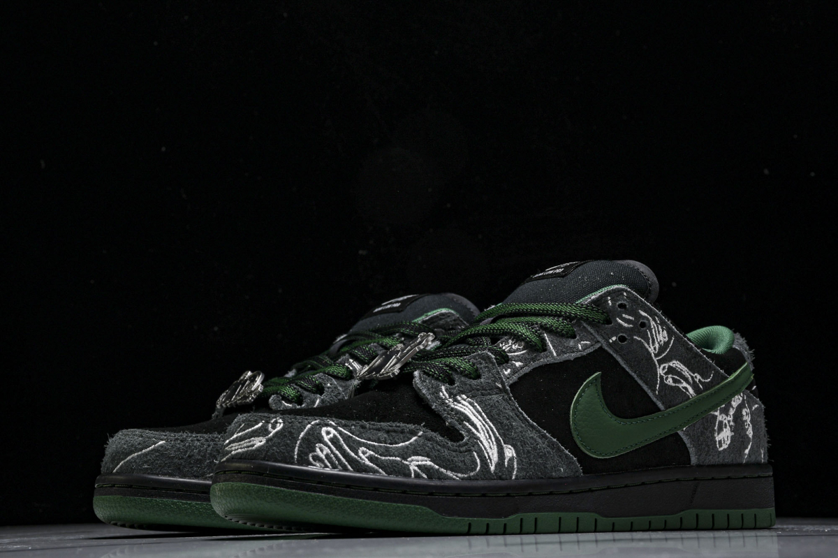 Nike SB Dunk Low There Skateboards