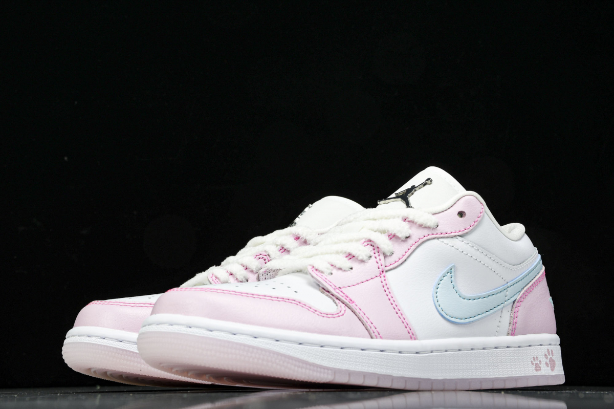 Jordan 1 Low SE Paw Print Pink Foam