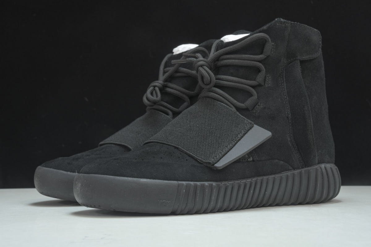 Ad*s yeezy boost 750 triple black